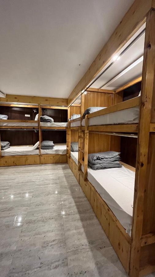 Hog - House Of Gypsy Hostel Risikés Kültér fotó